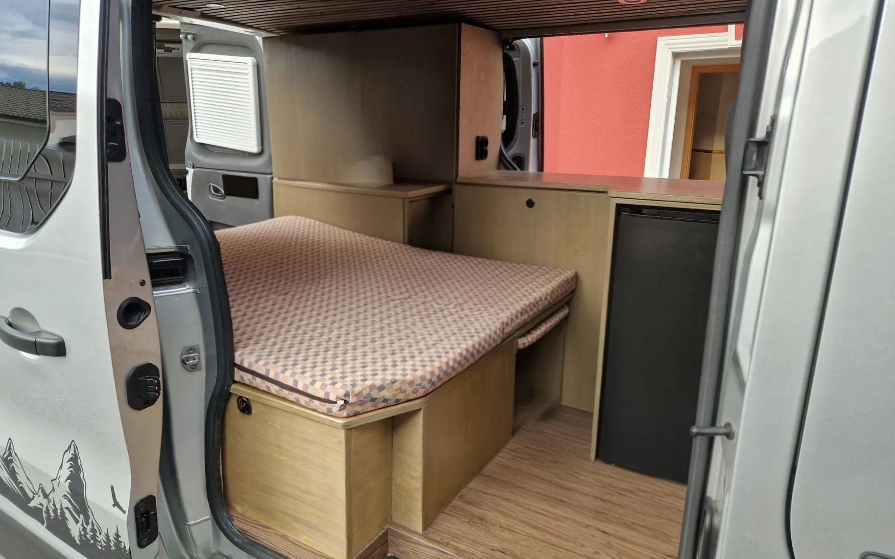 Notranja slika - Renault Trafic - Renault  - bivalno vozilo - 7