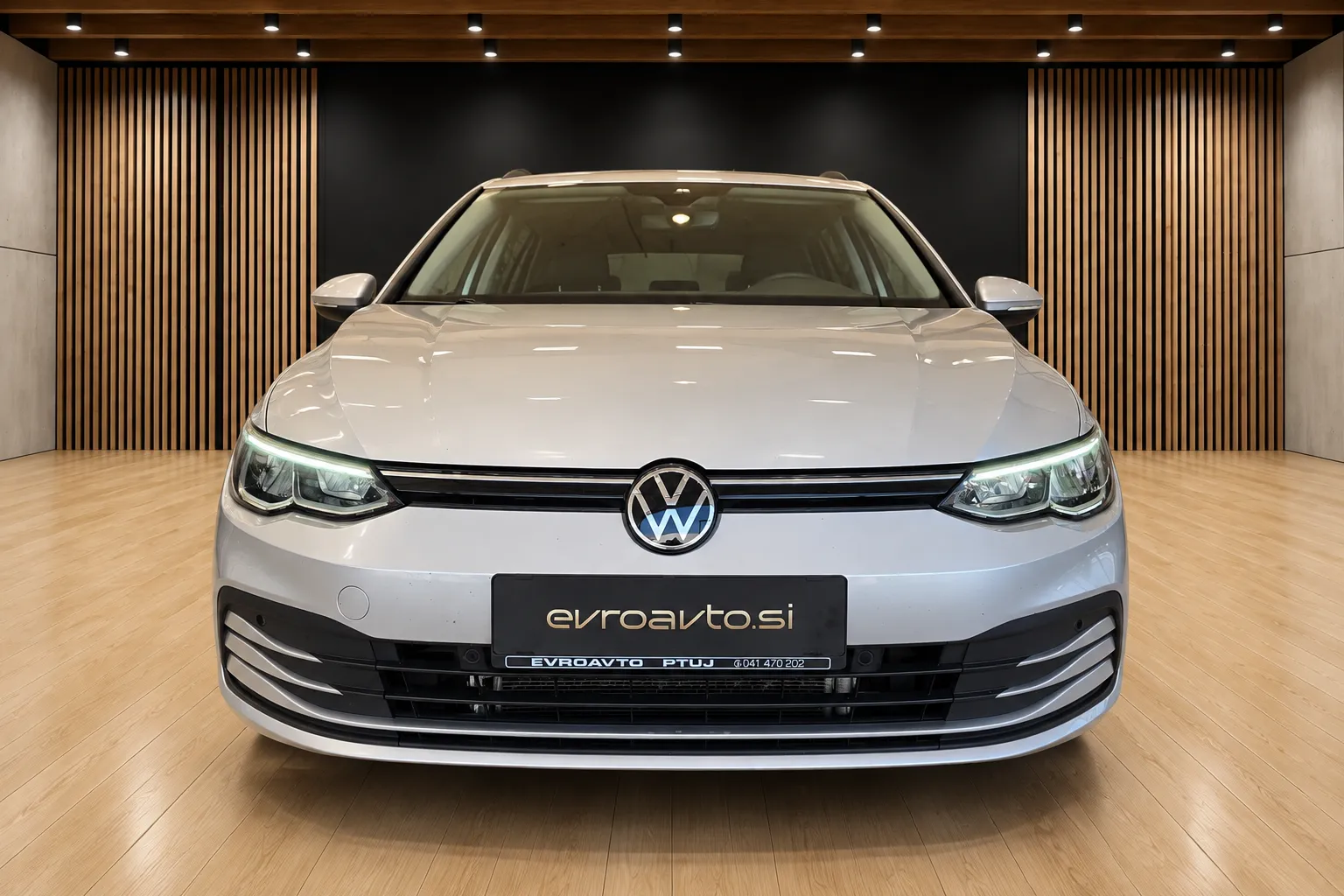 Zunanja slika - Volkswagen Golf Variant - 2.0 TDI DSG Life  Nemško por.   ACC   Ambientna - 3