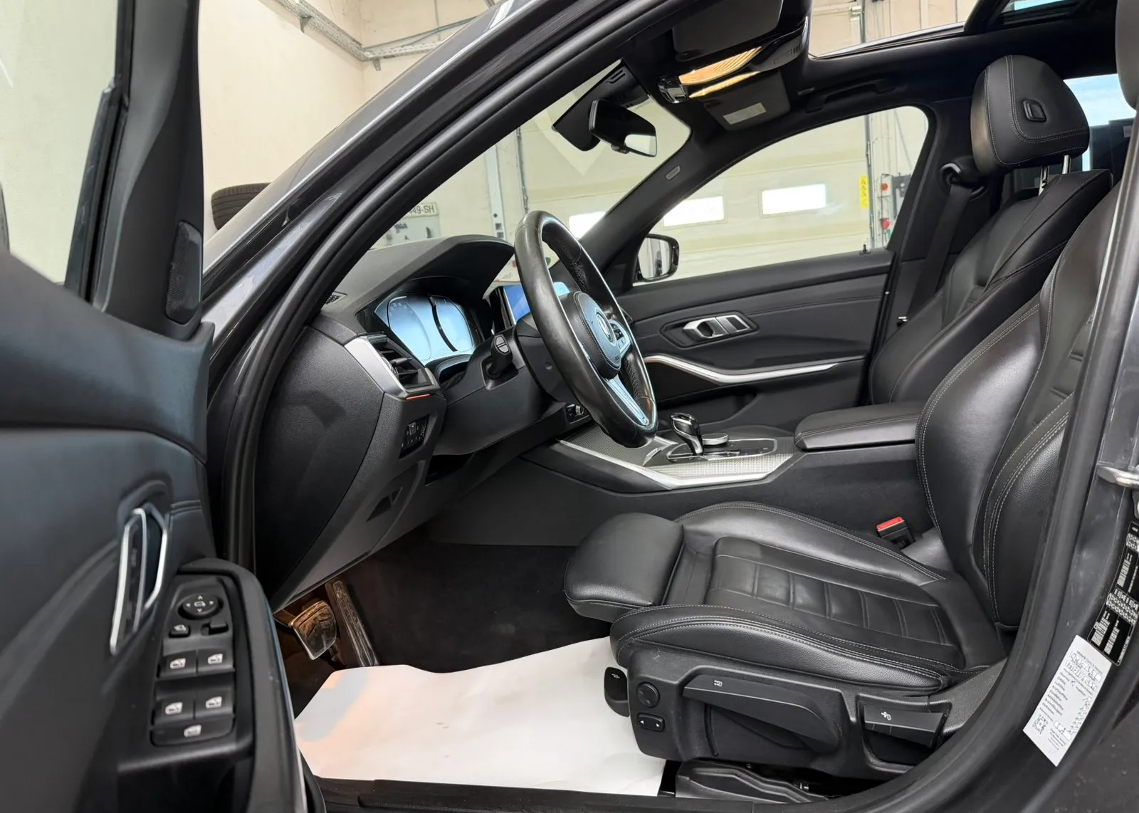 Zunanja slika - BMW Serija 3 - 318D M SPORT AUT. - 8