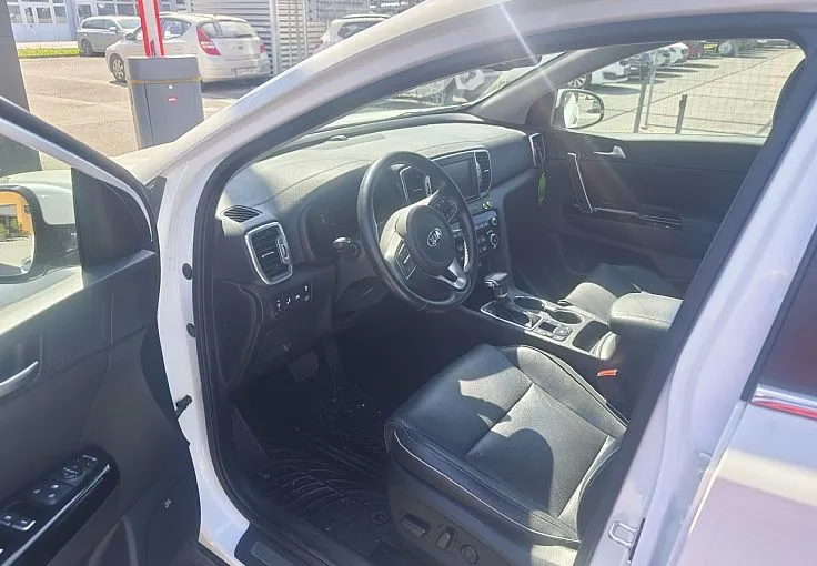 Zunanja slika - KIA Sportage - 4WD 2.0 CRDI GT-Line Avt. - 9