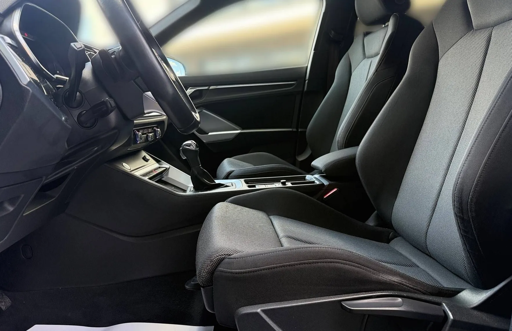 Zunanja slika - Audi Q3 - Sportback 40 TDI QUATTRO S LINE SPORT MATRIX NAVI PDC  KAM - 13