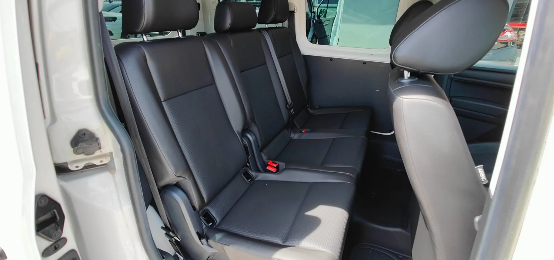 Zunanja slika - VW Caddy - 2.0 TDI DSG 75kW N1 tovorno DDV PDC USNJE BT - 15