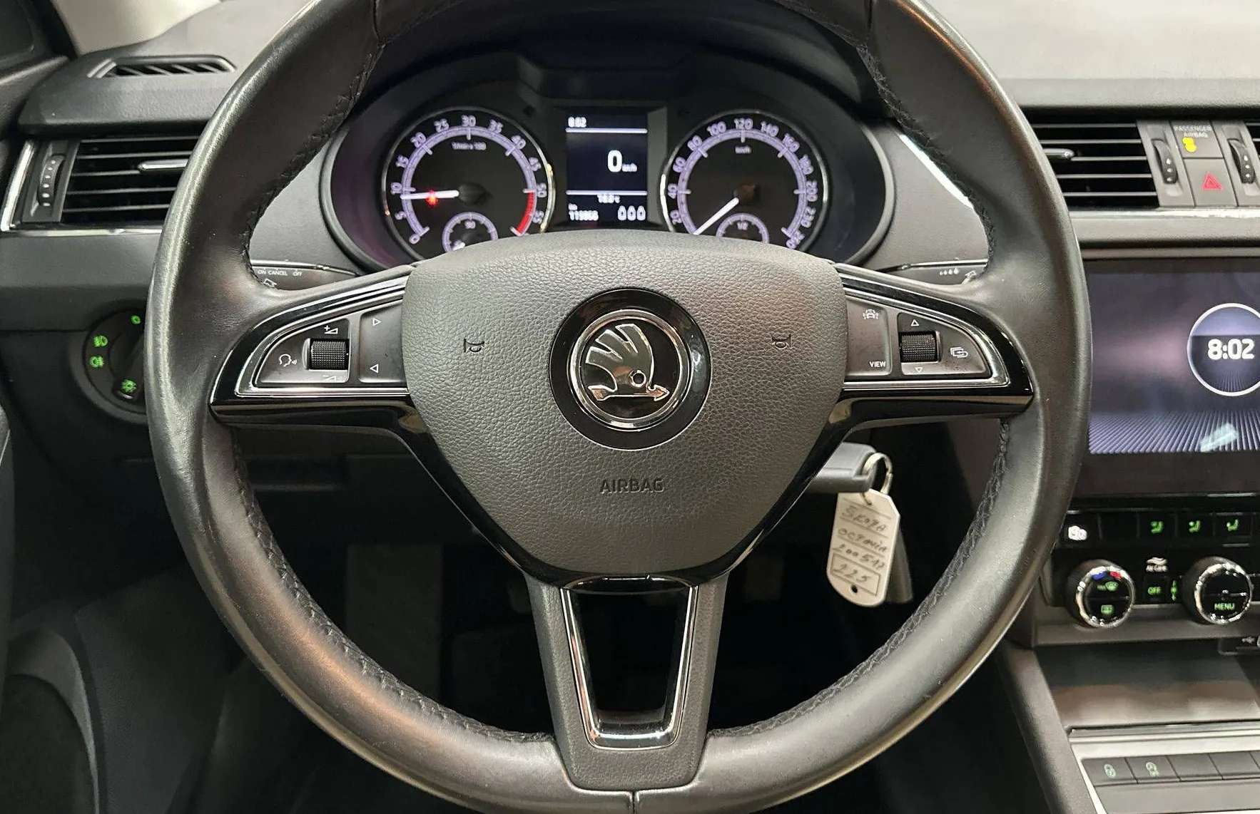 Zunanja slika - Škoda Octavia - Combi 1.6 TDI Family - 14
