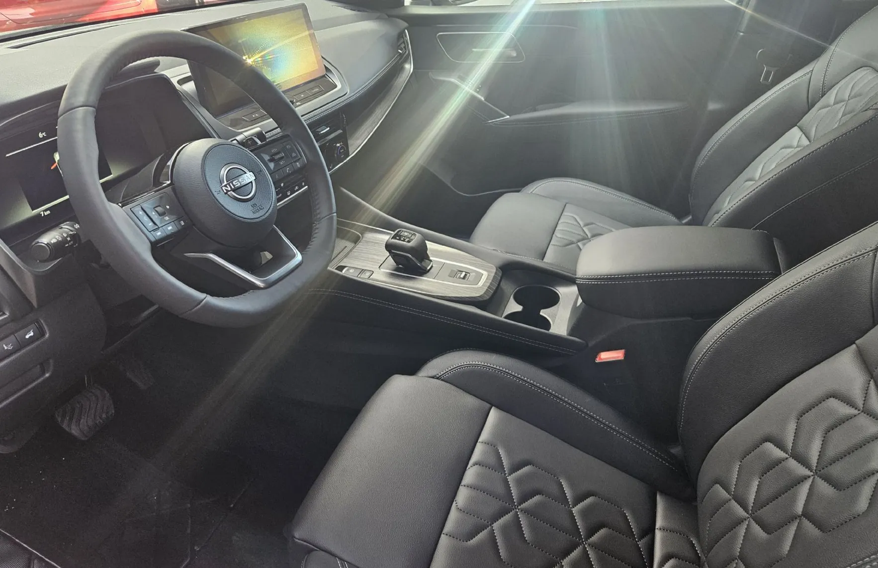 Zunanja slika - Nissan Qashqai - 1.3 DIG-T Mild Hyb.158 2WD X-Tron.TEKNA - 7