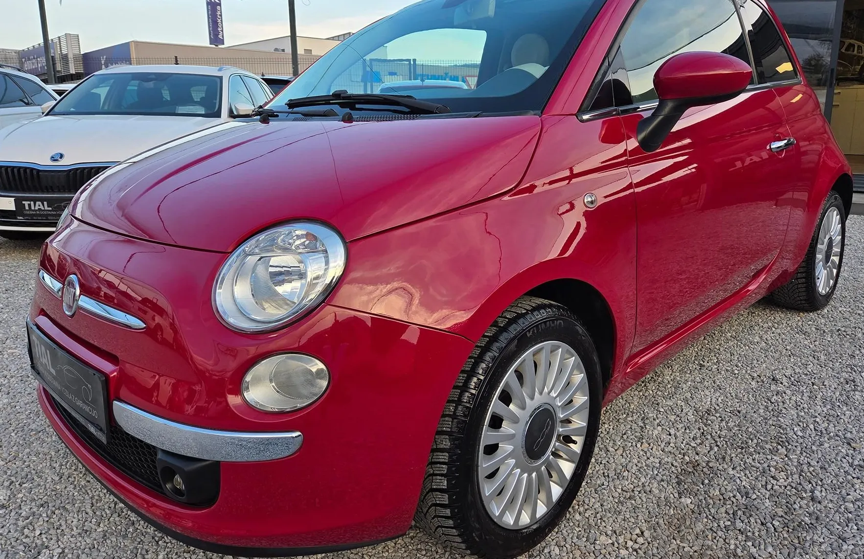 Zunanja slika - Fiat 500 - 1.2-klima-panorama-alu-samo145.000km-servisiran - 1
