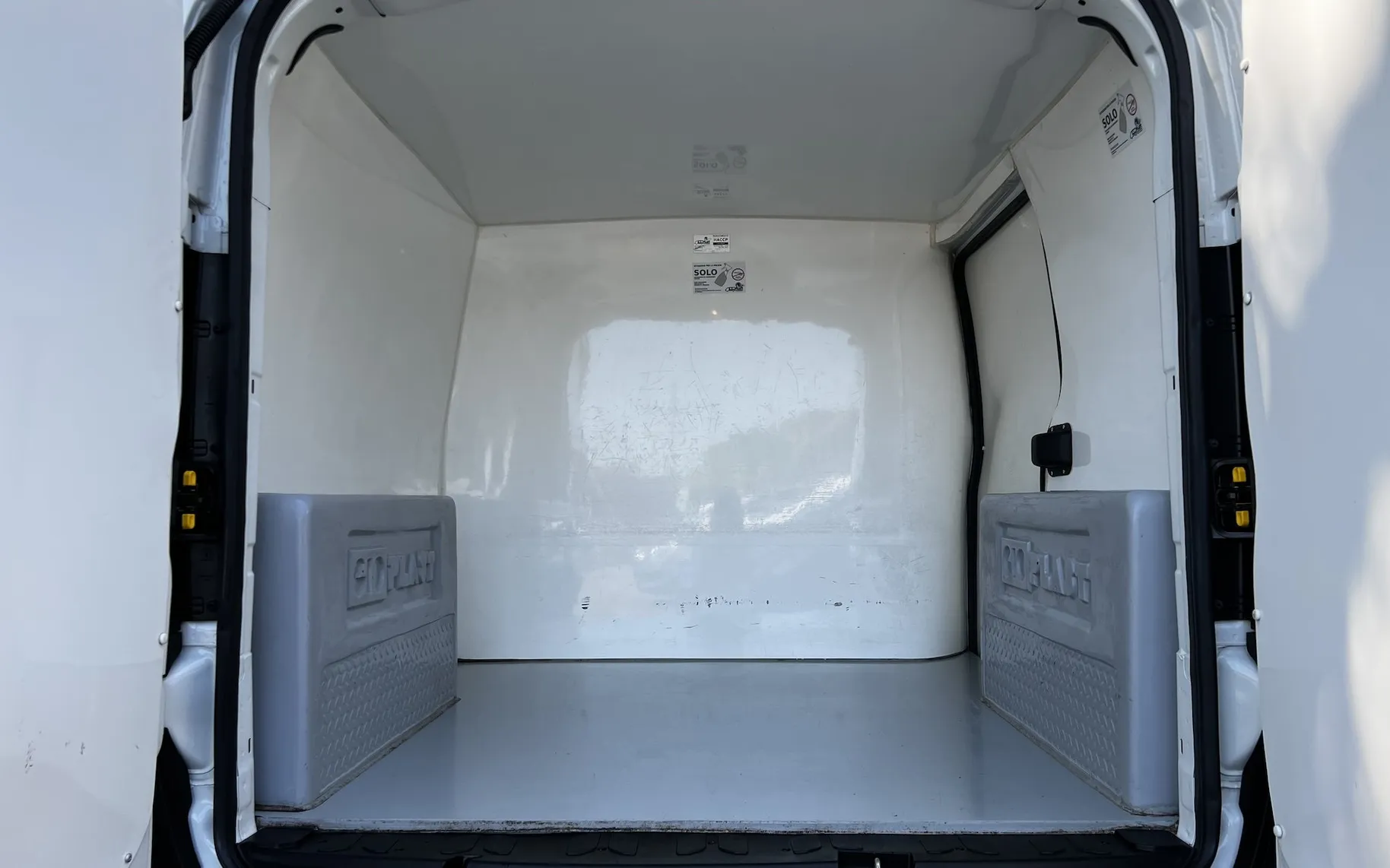 Zunanja slika - Fiat Doblo - CARGO 1.3 MULTIJET SX POVRAČILO DDV  IZOLIRAN TOV - 11