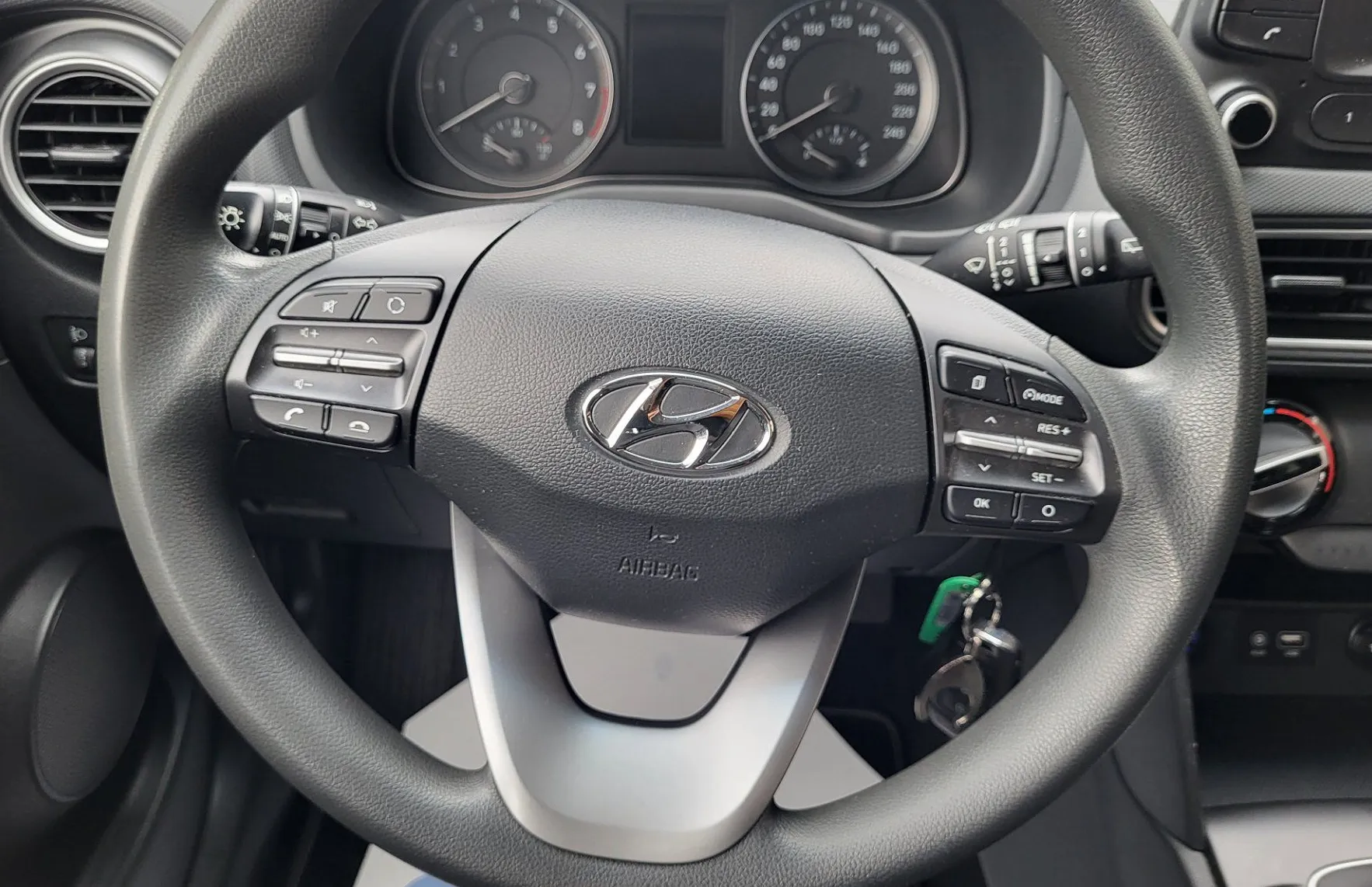 Zunanja slika - Hyundai Kona - 1.0 T-GDI 120 slo-1last-servisira-ac-el.paket-... - 8