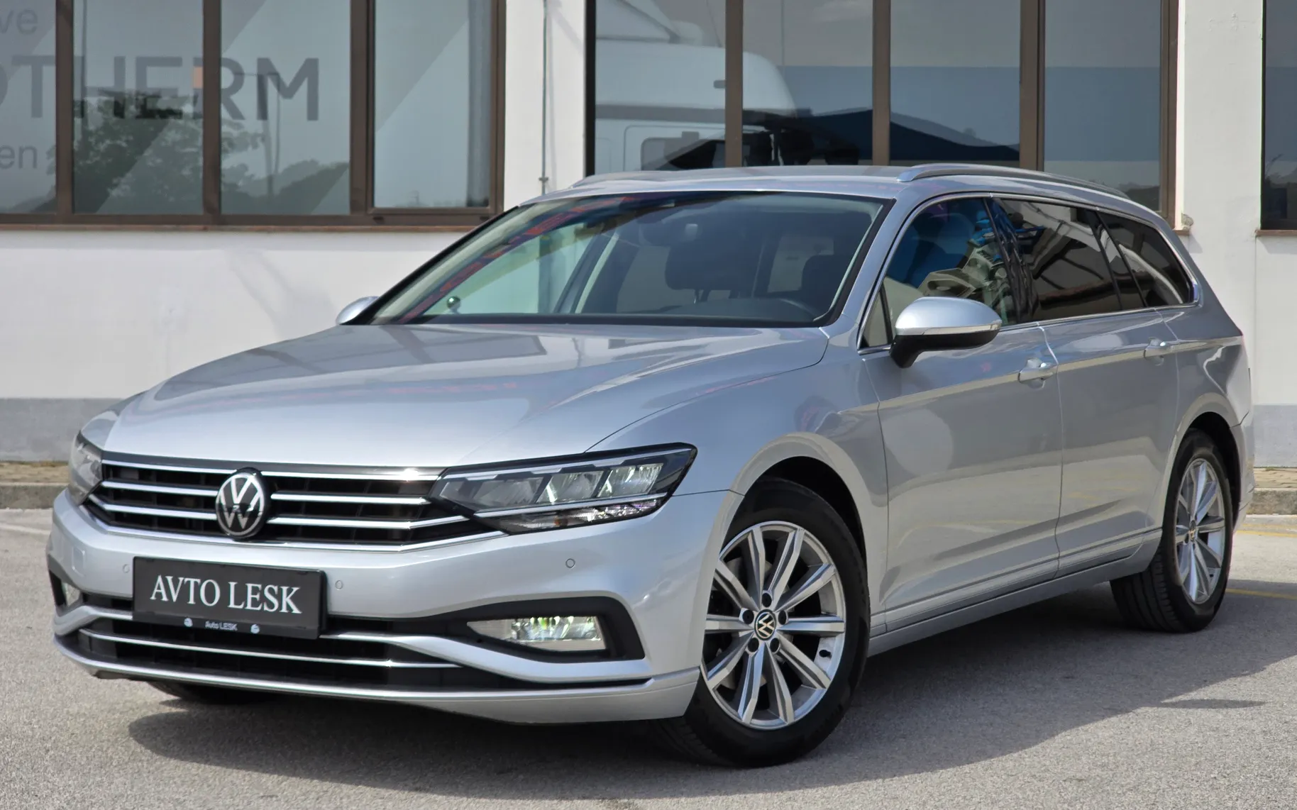Zunanja slika - Volkswagen Passat - Variant 2,0 TDI BMT SCR Business DSG - 1