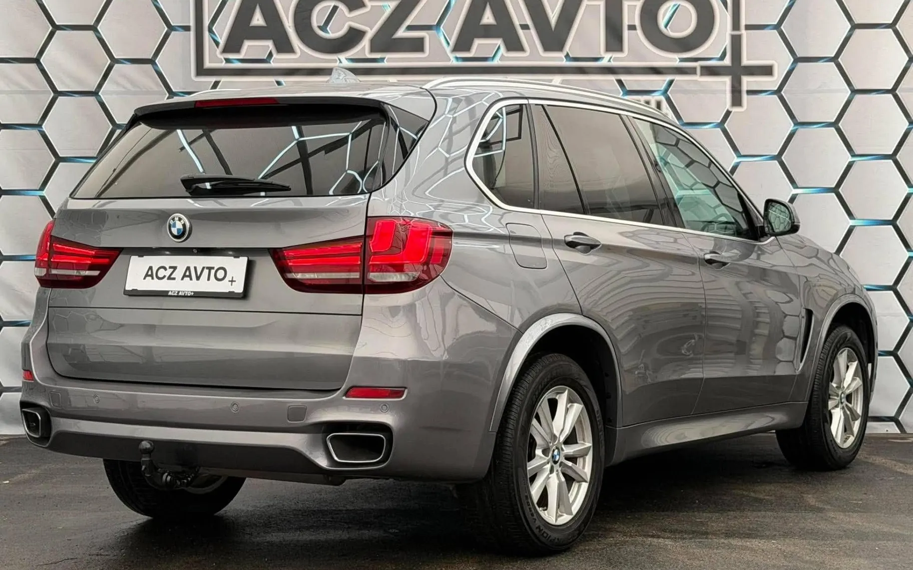 Zunanja slika - BMW serija X5: - 3.0XD•AUT•M PAKET•PANO•FUL LED•MRTVI KOTI•KAMERA• - 4