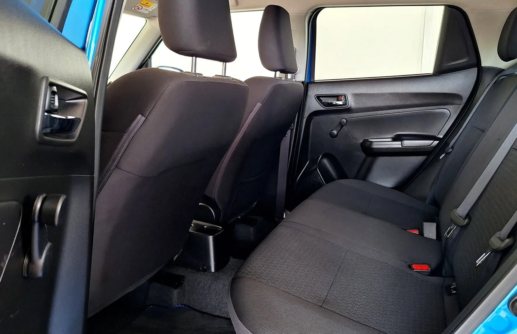 Zunanja slika - Suzuki Swift - 1.2 VVT AllGrip Premium•SLO•4X4•GRET.SEDEŽEV• - 13