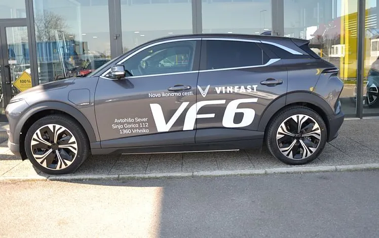Zunanja slika - Vinfast VF6 - PLUS - 4