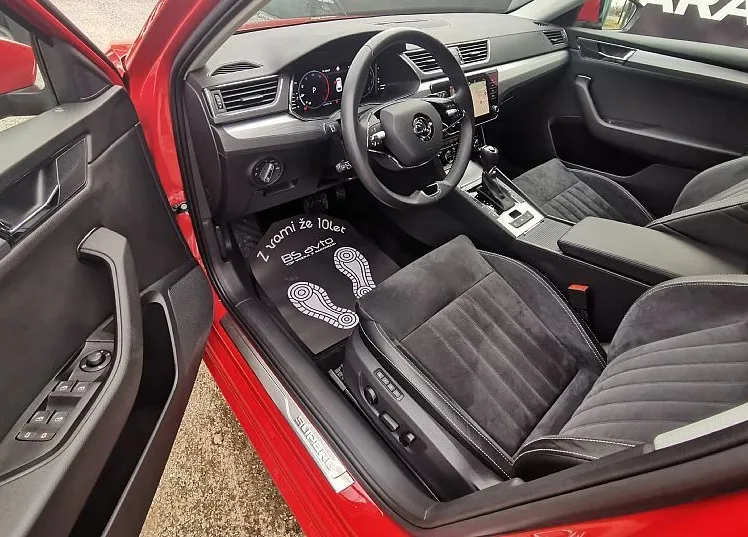 Zunanja slika - Škoda Superb - 2.0 TDI Sportline Combi DSG-MEMORY-VIRTUAL-NAVI-F1 - 8