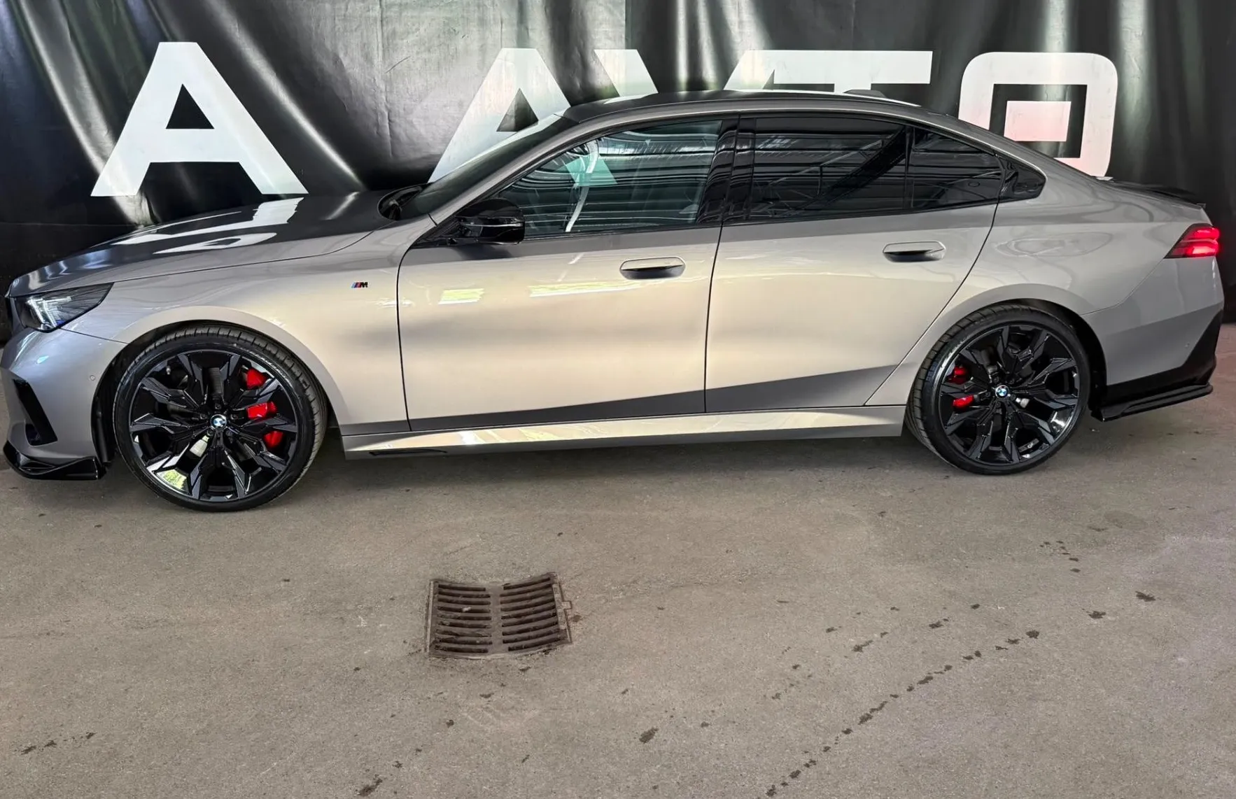 Zunanja slika - BMW Serija 5 - : 540d xDrive Avt. MSPORT Pro-ICONIC-21COL-KAMERA... - 5