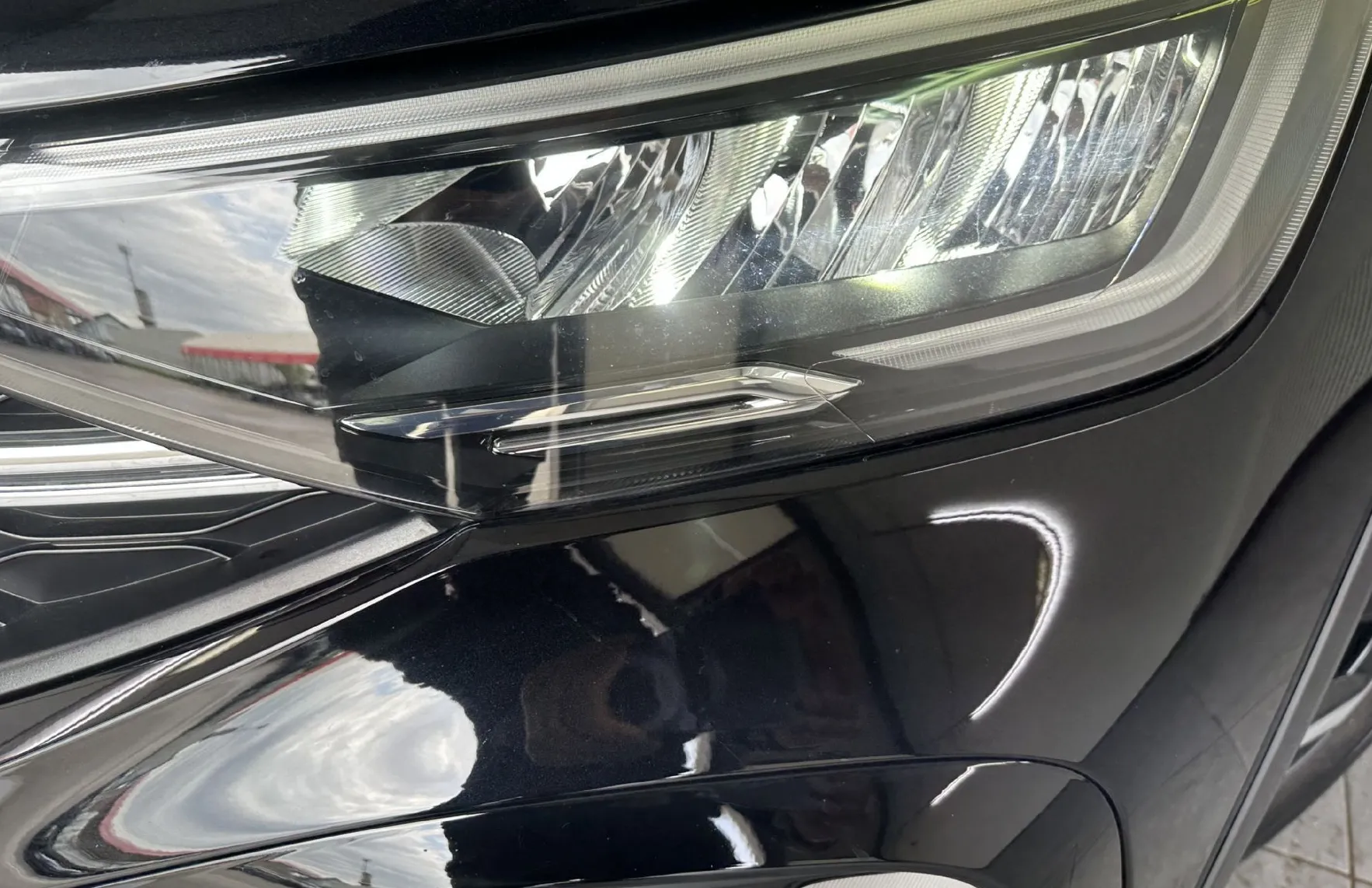 Zunanja slika - Volkswagen Taigo - 1.0 TSI R-Line 85.PANORAMA.LED.2025.SAMO 17.000 KM - 2