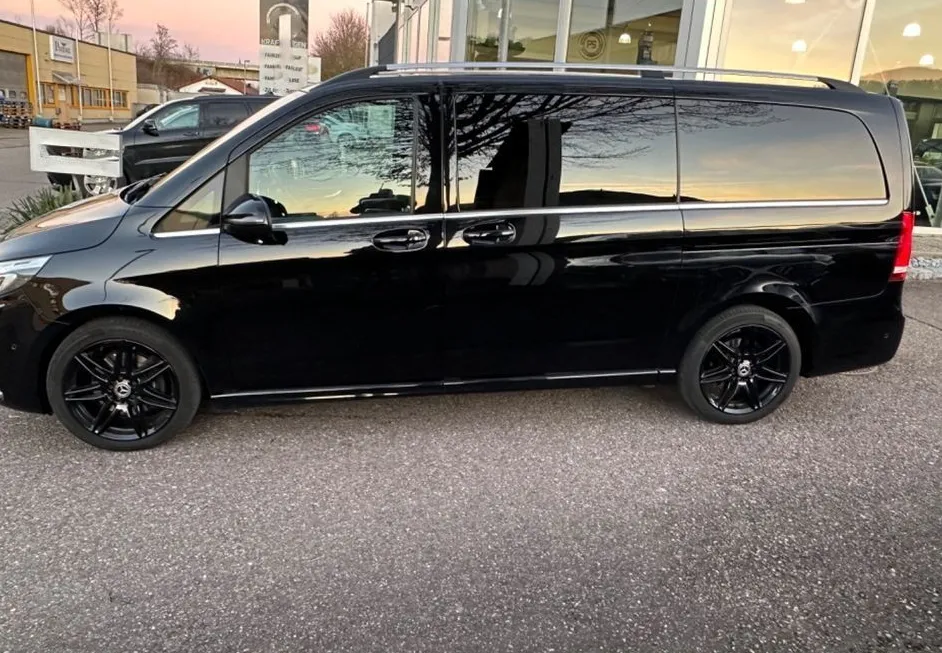 Zunanja slika - Mercedes-Benz V-Razred - V 300 d 4MATIC AVANTGARDE AMG Webasto Garancija - 5
