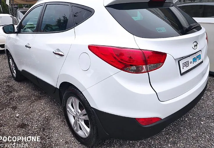 Zunanja slika - Hyundai ix35 - 4WD 2.0-127.000KM-SLO-GRETJE SEDEŽEV-PDC-ALU-TOP - 5