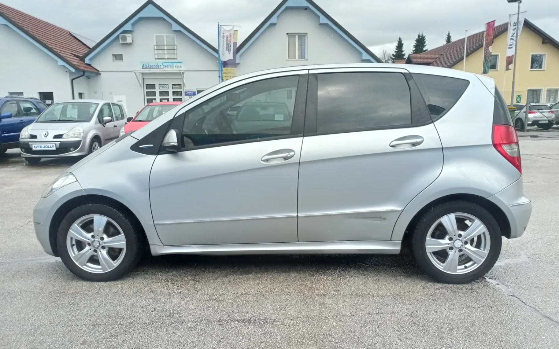 Zunanja slika - Mercedes-Benz A-Razred - A-Razred - 12