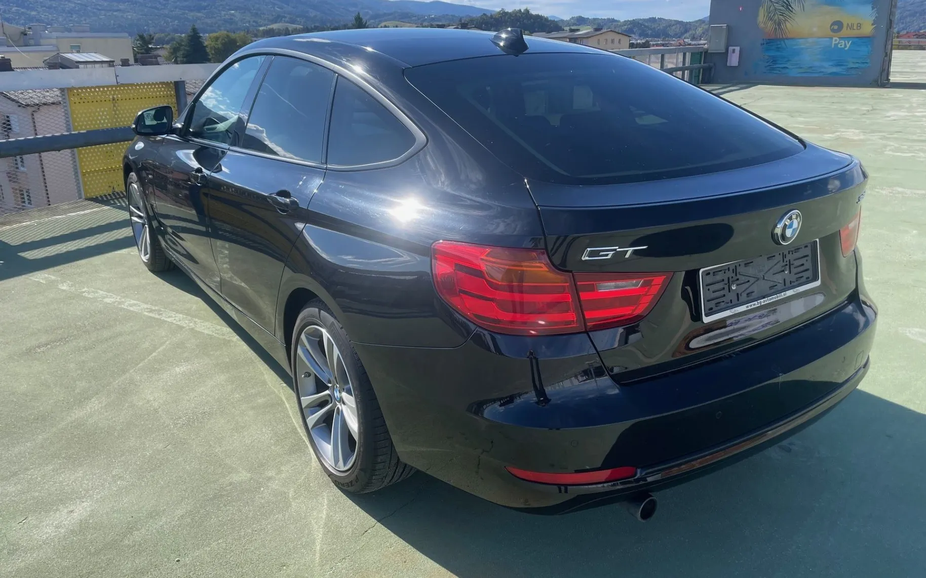 Zunanja slika - BMW Serija 3 - Gran Turismo: 320d SPORT LINE NAVI.XSENON.PDC. OGR. SEDE - 5