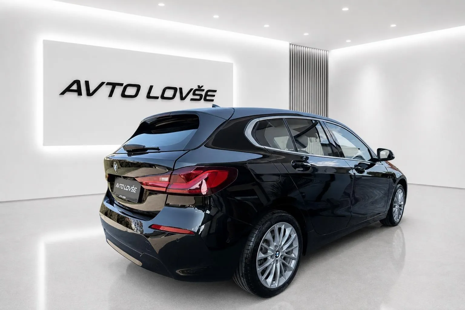 Zunanja slika - BMW serija 1: - 116d-1 LASTNICA-ALU-LED-NAVI-KAM-ODLIČEN... - 4