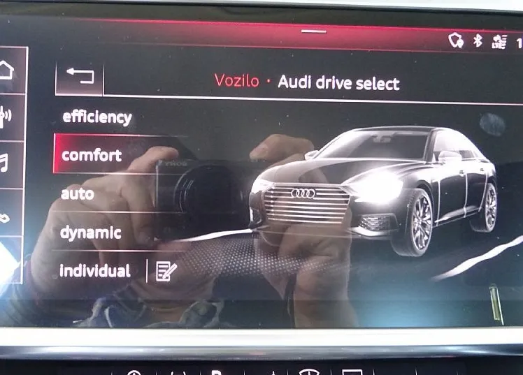 Zunanja slika - Audi A6 - 45 TDI QUATRRO tiptronic S line 245KM - Kljuka - - 18