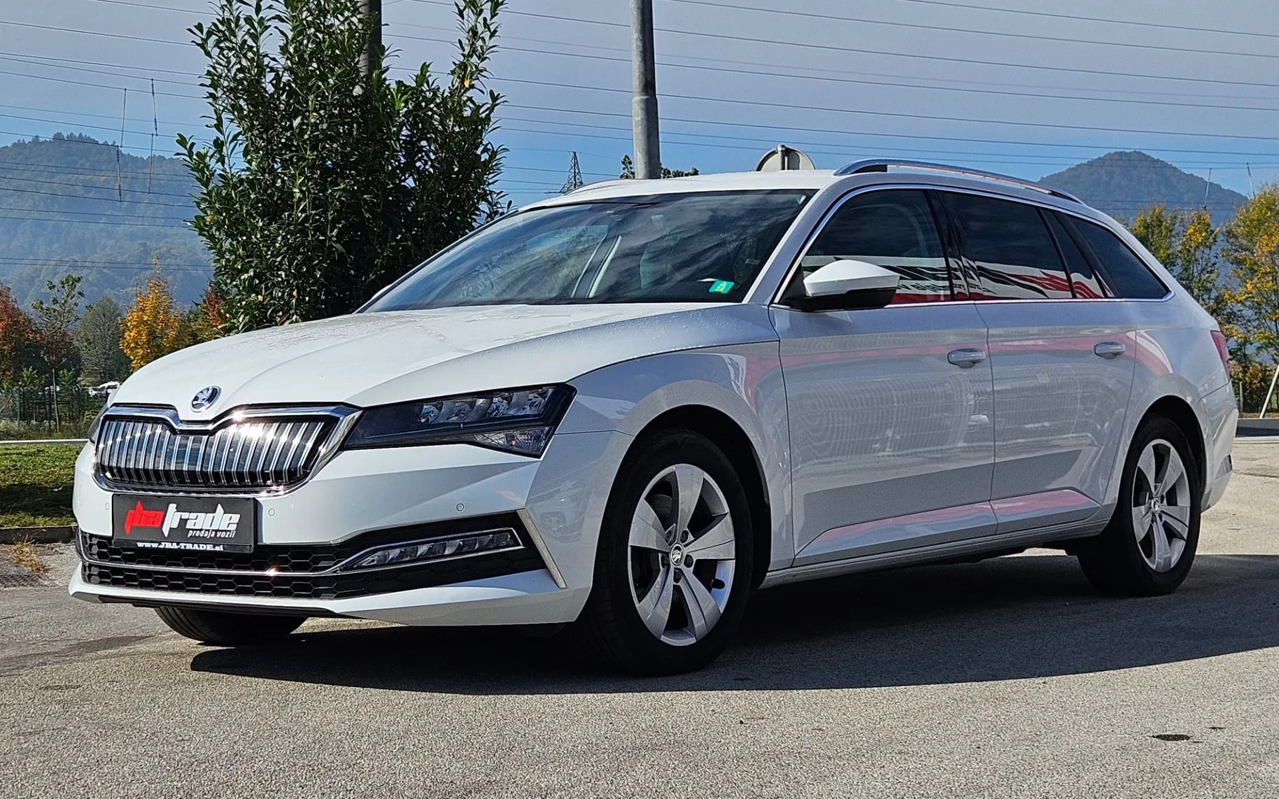 Zunanja slika - Škoda Superb - Combi iV 1.4 TSI Ambition DSG - 4