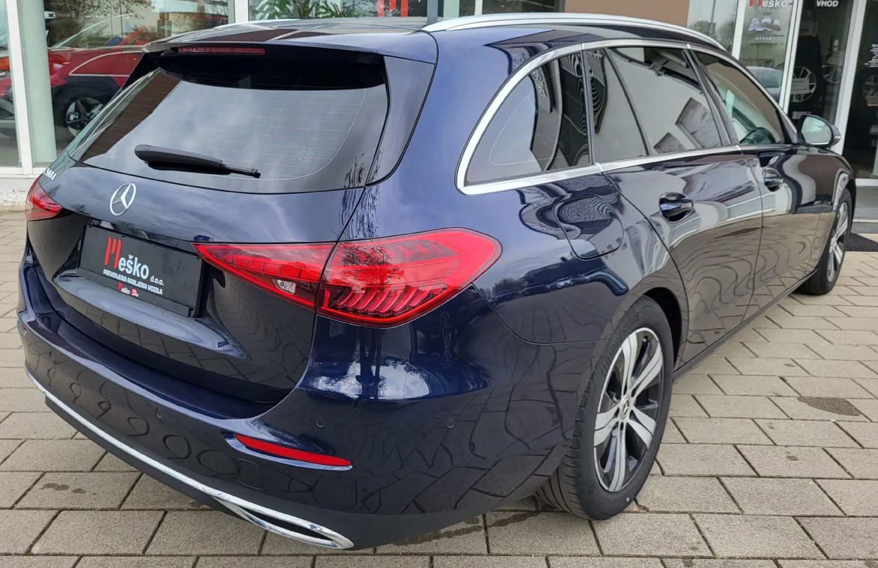 Zunanja slika - Mercedes-Benz C-Razred - C 200 d AT9 navi-led-alu-pdc-virtual-acc-kamera - 4