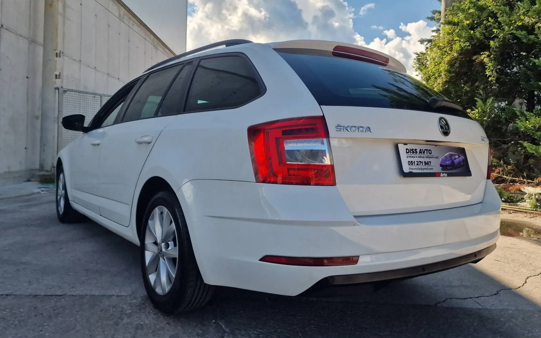 Zunanja slika - Škoda Octavia - 1.6 TDI DSG NA KREDIT BREZ POLOGA - 2