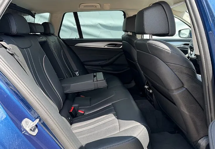 Zunanja slika - BMW Serija 5 - Touring: 520i Luxury Line - LED - MEMORY - VIRTUAL - ALU - 10