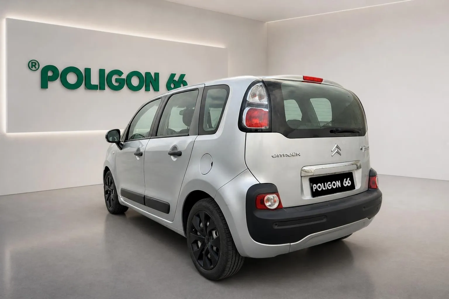 Notranja slika - Citroën C3 Picasso - HDi 90-NAVI-PDC-ODLIČEN-KOT NOV-GARANCIJA - 8
