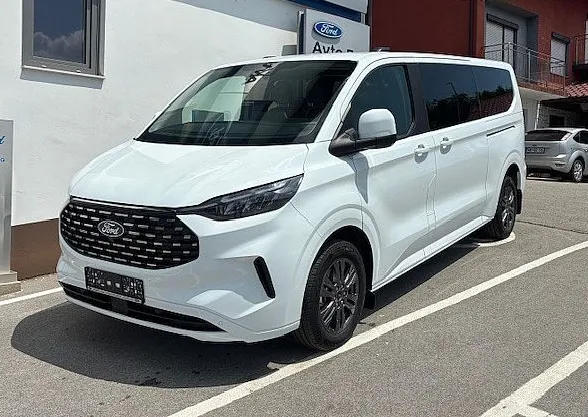 Zunanja slika - Ford Tourneo - Custom TITANIUM  2.0 TDCi 150KM M6 L2H1 FWD - 1