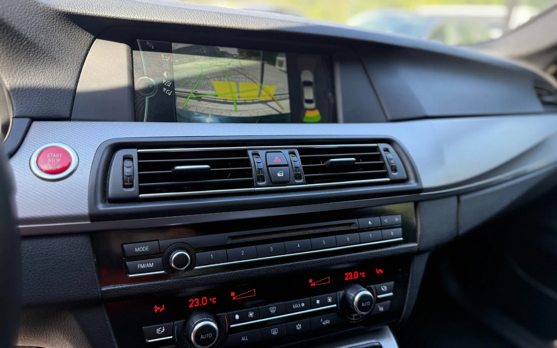 Zunanja slika - BMW 5 Series ActiveHybrid - Serija 5 535i Limo - xDRIVE - TOP oprema - 7