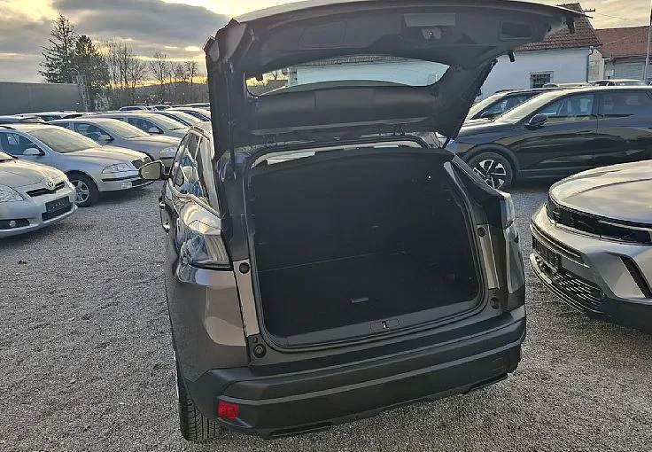 Zunanja slika - Peugeot 3008 - 1.5 HDi 130KM AUTOMATIK - samo 87.803 kilometrov - 10