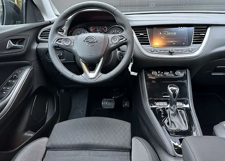 Zunanja slika - Opel Grandland X - 1.5 DIESEL 96KW ENJOY AUTO-KAMERA-PDC-ALU-ODLIČEN - 8