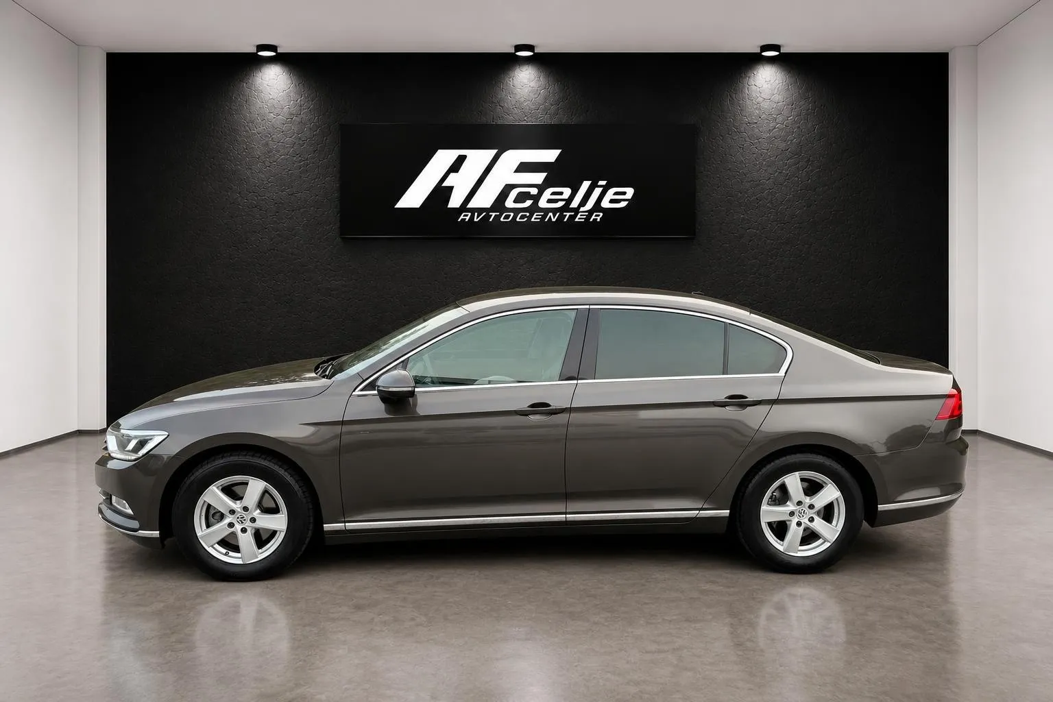 Zunanja slika - Volkswagen Passat - 2.0 TDI-DSG-H LINE-FUL LED-LIZING ZA TUJCE-ACC- - 6