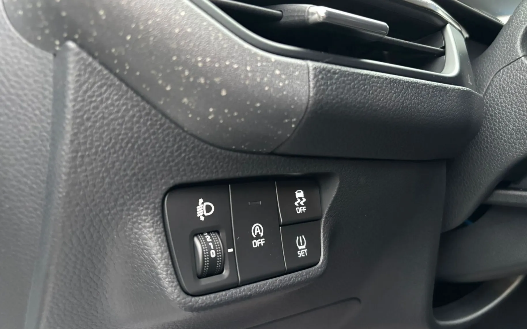 Zunanja slika - KIA Stonic - 1.0 T-GDi  EX Pulse M T - 12