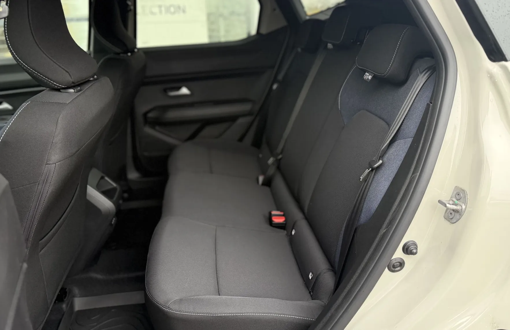 Zunanja slika - Dacia Duster - mild hybrid 130 4x4 Journey - 11