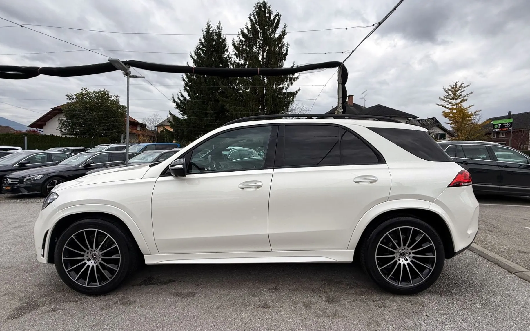 Zunanja slika - Mercedes-Benz GLE-Razred - GLE 350 d 4MATIC AMG LiNE AIRMATIC LED ACC 360K 21 - 2