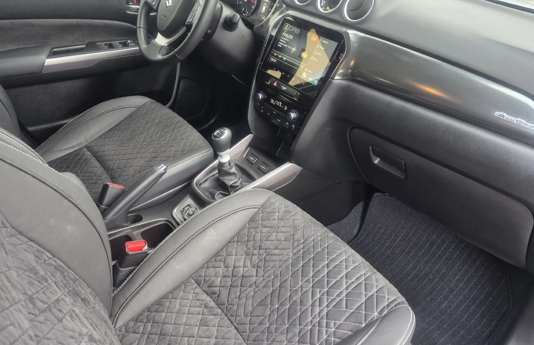 Zunanja slika - Suzuki Vitara - 1.4 Boosterjet AllGrip Hibrid Elegance - 10