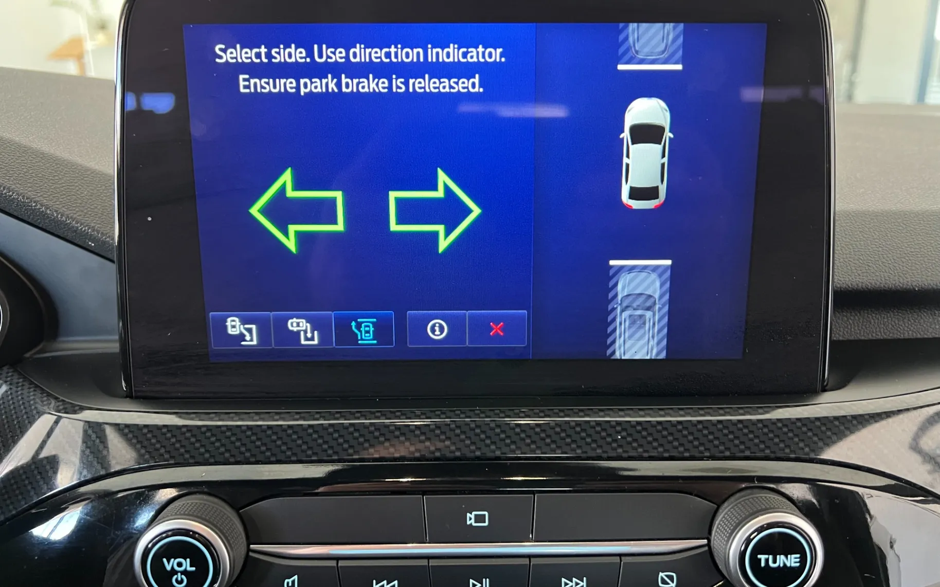 Zunanja slika - Ford Kuga - ST-LINE 2.5 Duratec Hybrid 140kW FHEV - 16