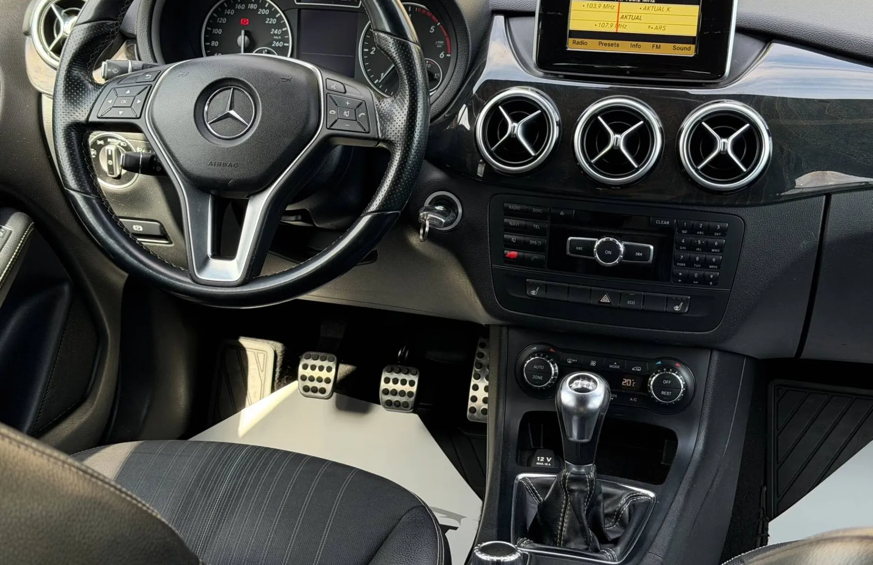 Zunanja slika - Mercedes-Benz B-Razred - B 200 CDI BlueEFFICIENCY |GR. SED.|TEMP|AVT. KLI.. - 12