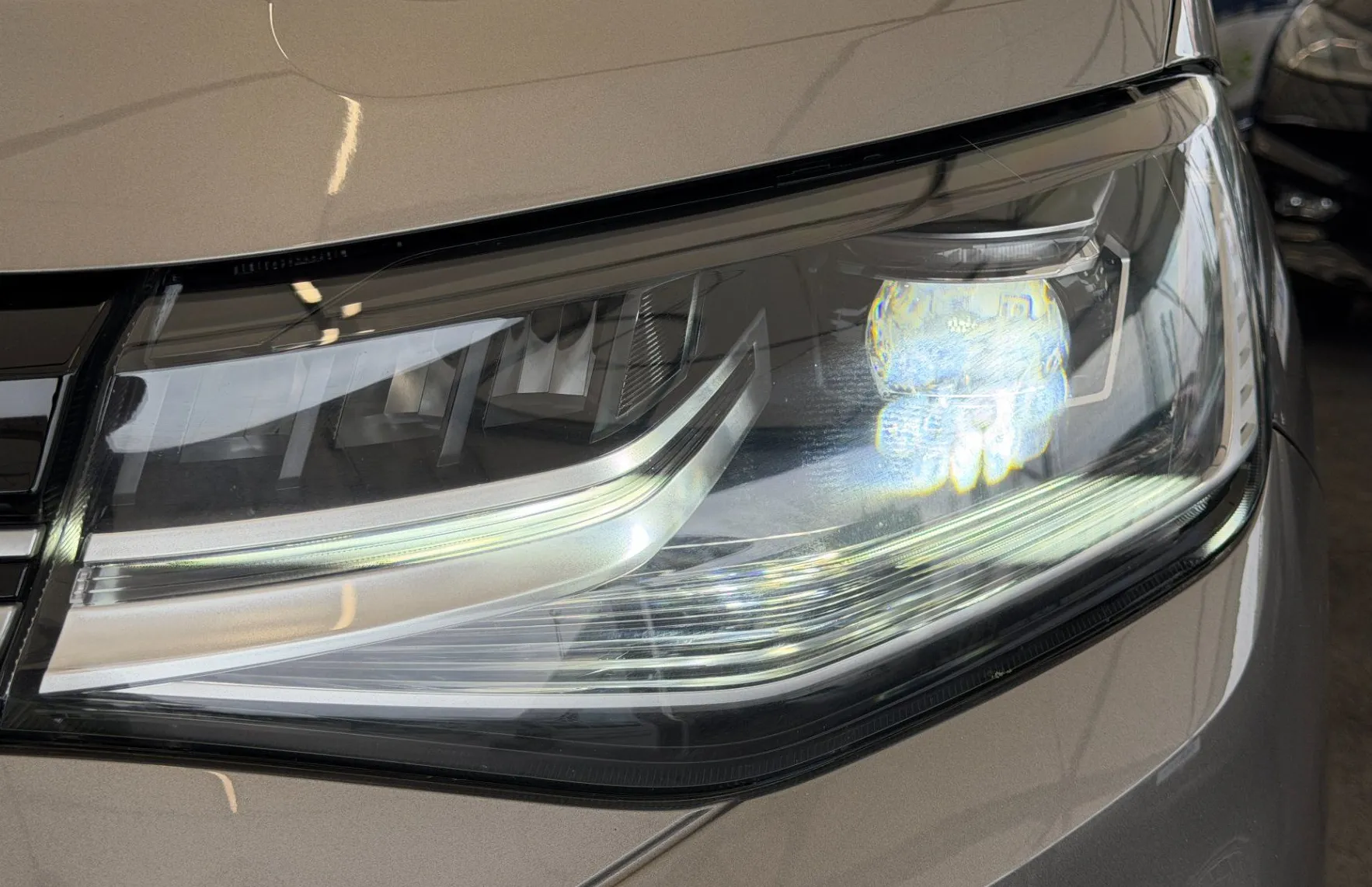 Zunanja slika - Volkswagen Caddy - Life 2.0 TDI-SLO-1.LASTNIK-LED-OGR. SEDEŽA-ACC - 2