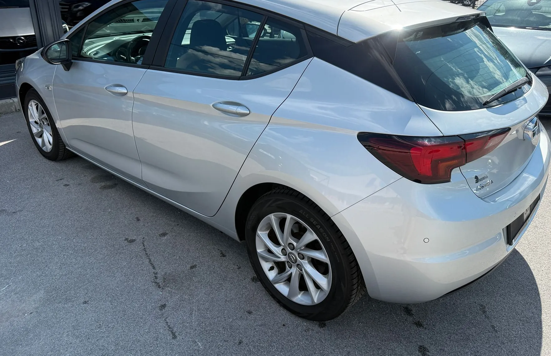 Zunanja slika - Opel Astra - 1.2 Turbo Edition NAVI BT LED ALU KAMERA PARK BE - 7