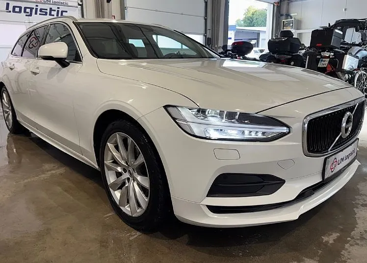 Zunanja slika - Volvo V90 - D3 Momentum-LED-PDC-KLJUKA - NAVI - VRHUNSKI - 3