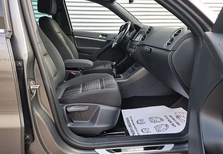 Zunanja slika - Volkswagen Tiguan - 2.0 TDI-110KW-4X4+VELIKI SERVIS-KAMERA-GR.SED- - 9