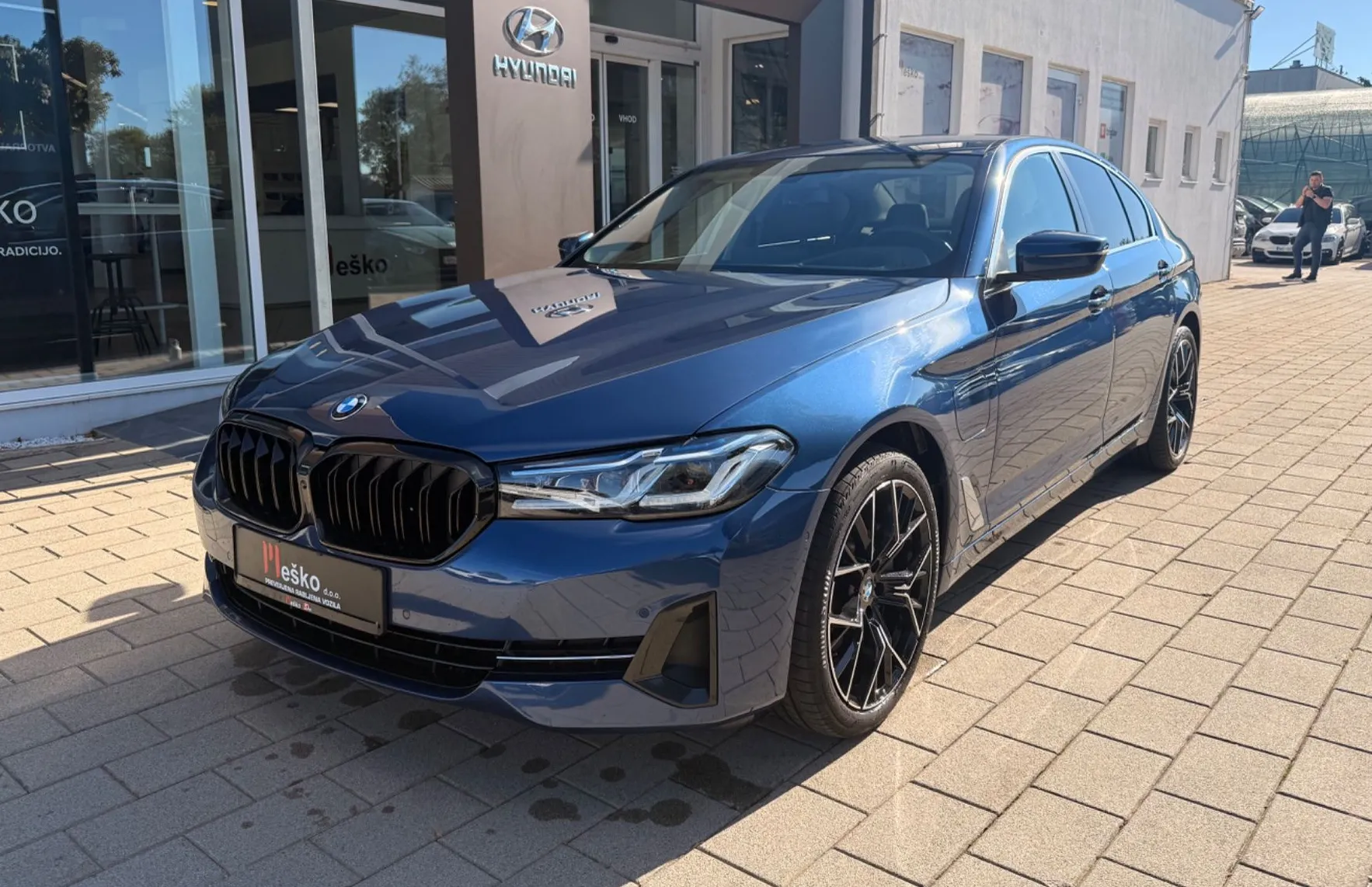 Zunanja slika - BMW Serija 5 - : 530e iPerformance Avt. - 1