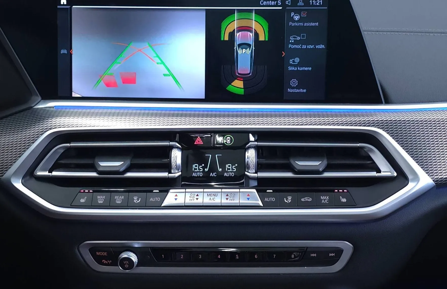 Zunanja slika - BMW X5 - serija : xDrive30D - ZRAČNO - LASER - PANO - KLJUKA - 10