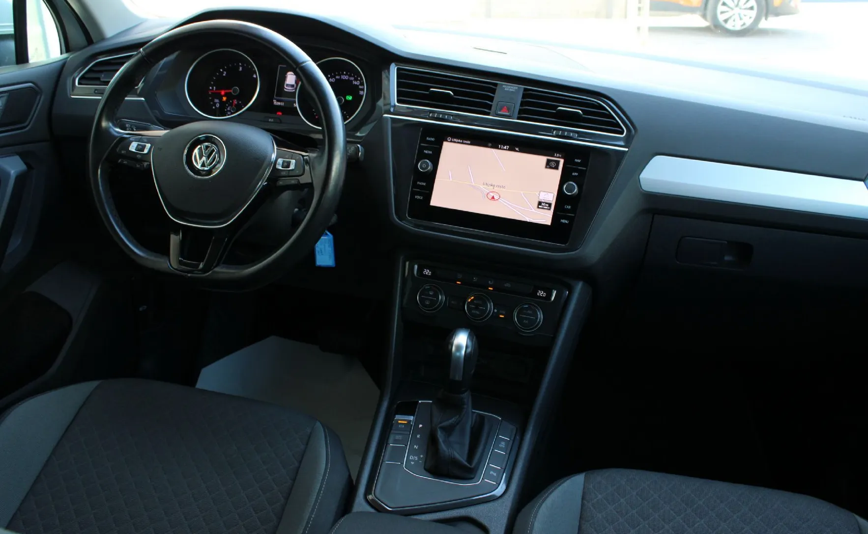 Zunanja slika - Volkswagen Tiguan - 2.0 TDI SCR BMT DSG Comfort Edition 110kW - 11