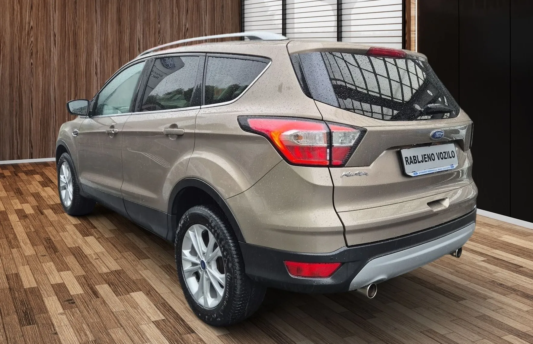 Zunanja slika - Ford Kuga - TITANIUM 1.5 EcoBoost 150PS M6-OGROMNO OPREME - 5