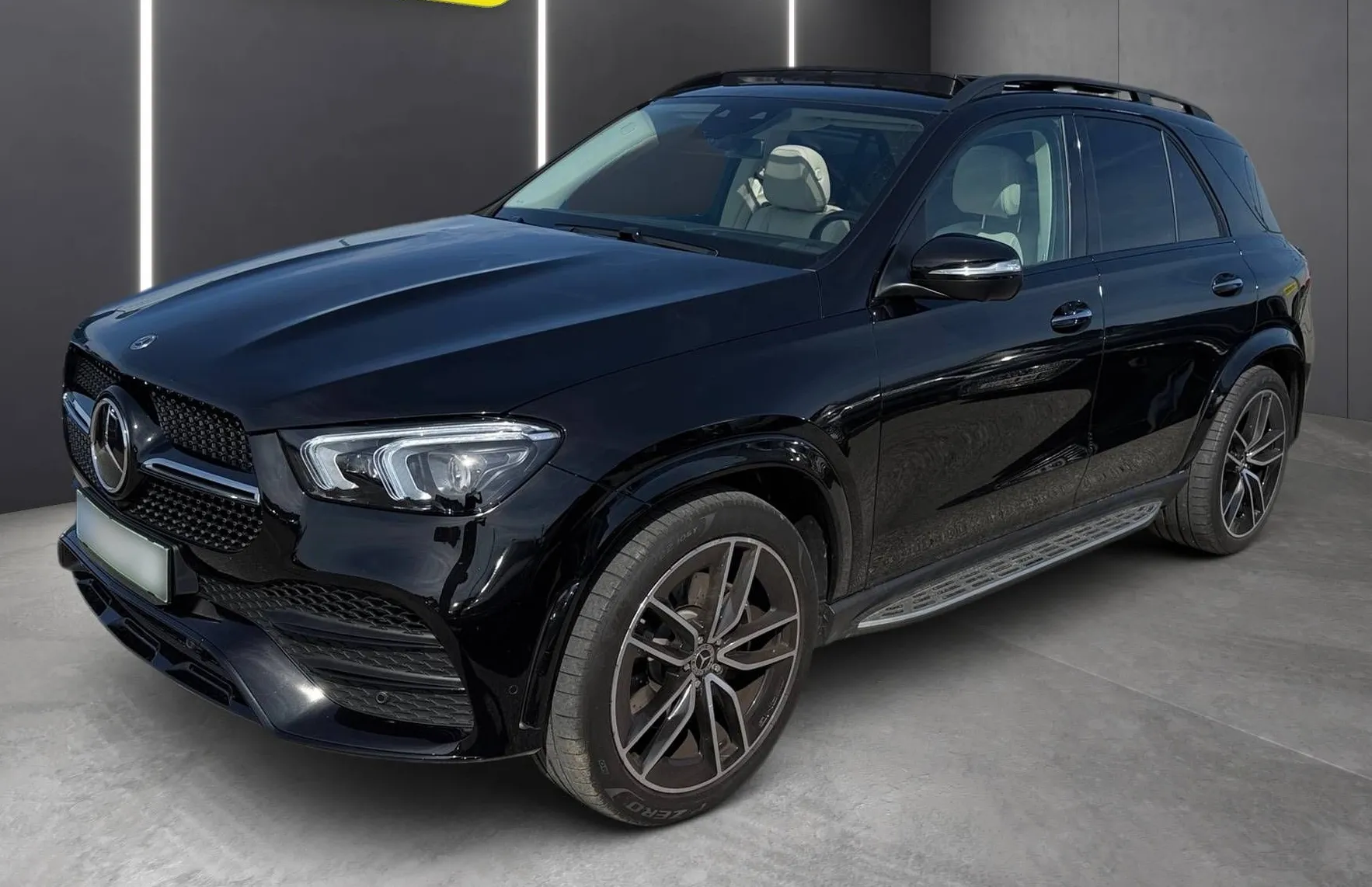 Zunanja slika - Mercedes-Benz GLE-Razred - GLE 400d 4MATIC AMG ACC FUL LED ZRAČNO HUD 360°KAM - 3