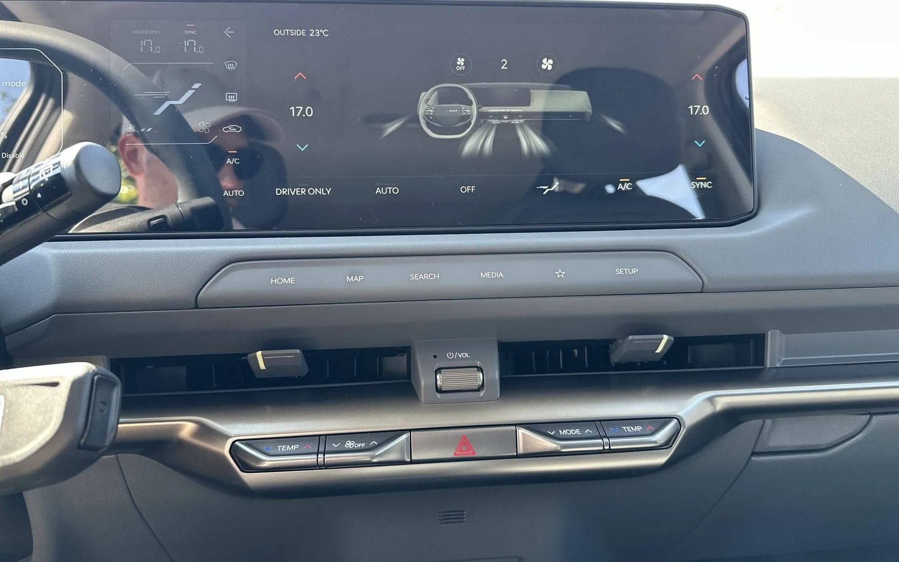 Notranja slika - KIA EV2 - Pulse 42.2 kWh - 18